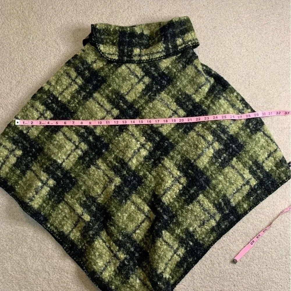 NWT Fadivo New York Women‎ Poncho Cape Green Black One Size Fall